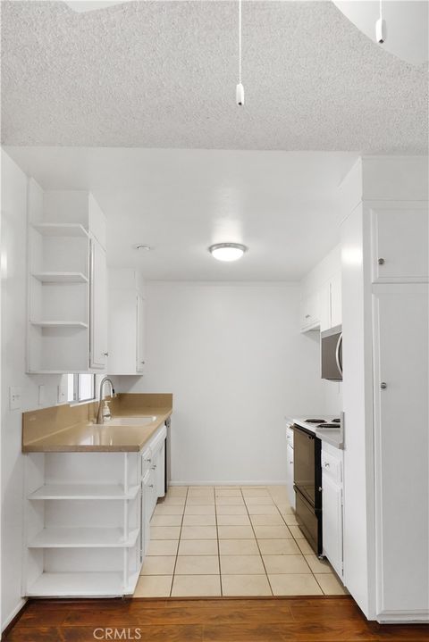 Tiny photo for 173 E Bowling Green, Port Hueneme, CA 93041 (MLS # SR26155399)