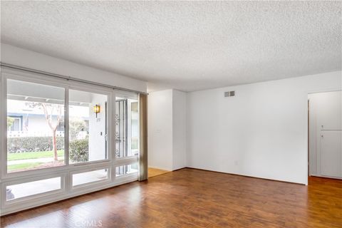 Tiny photo for 173 E Bowling Green, Port Hueneme, CA 93041 (MLS # SR26155399)
