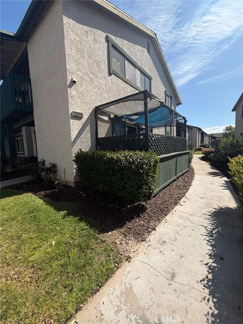 23214 Orange Avenue 3 Lake Forest CA 92630