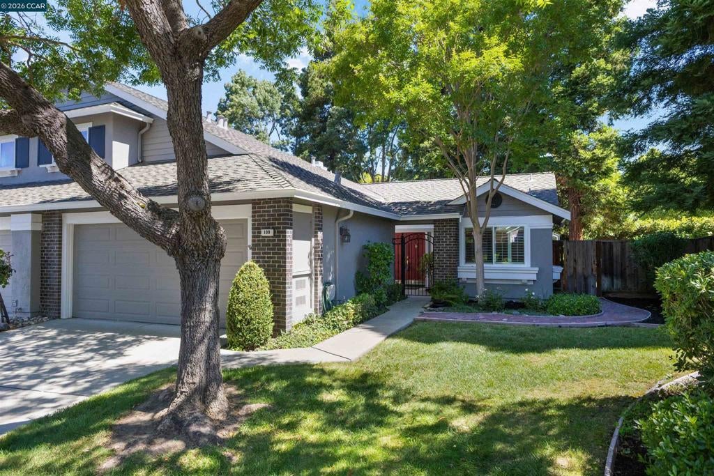 109 Blossom Ct CT