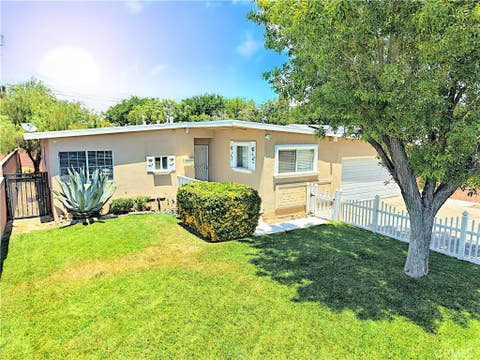 Photo of 815 W Avenue H7, Lancaster, CA 93534 (MLS # SR26121496)