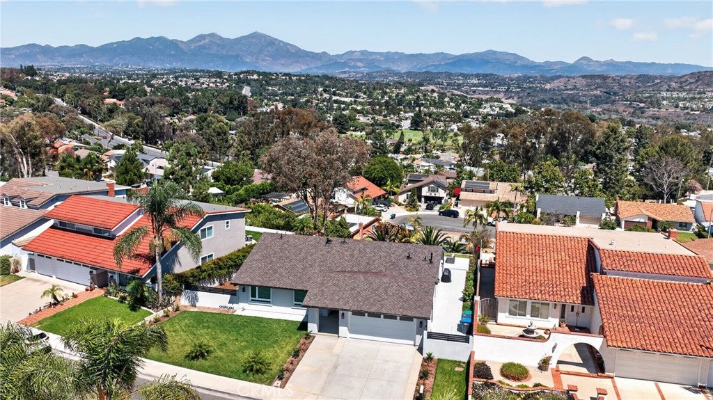 27182 Calle Del Cid, Mission Viejo CA 92691 - Photo 33