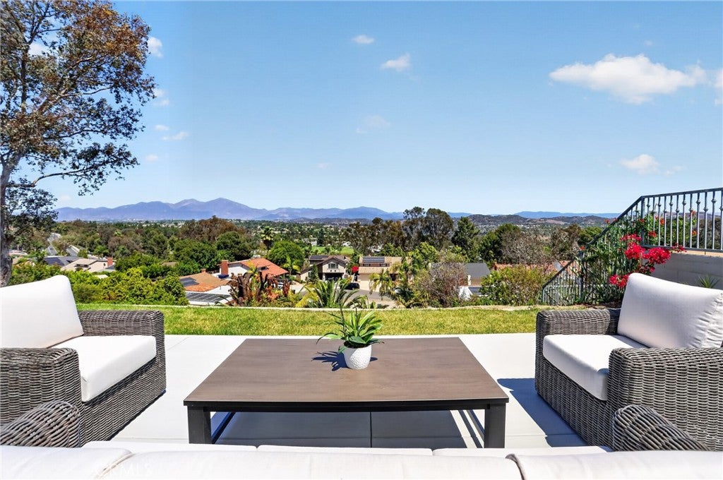 27182 Calle Del Cid, Mission Viejo CA 92691 - Photo 26