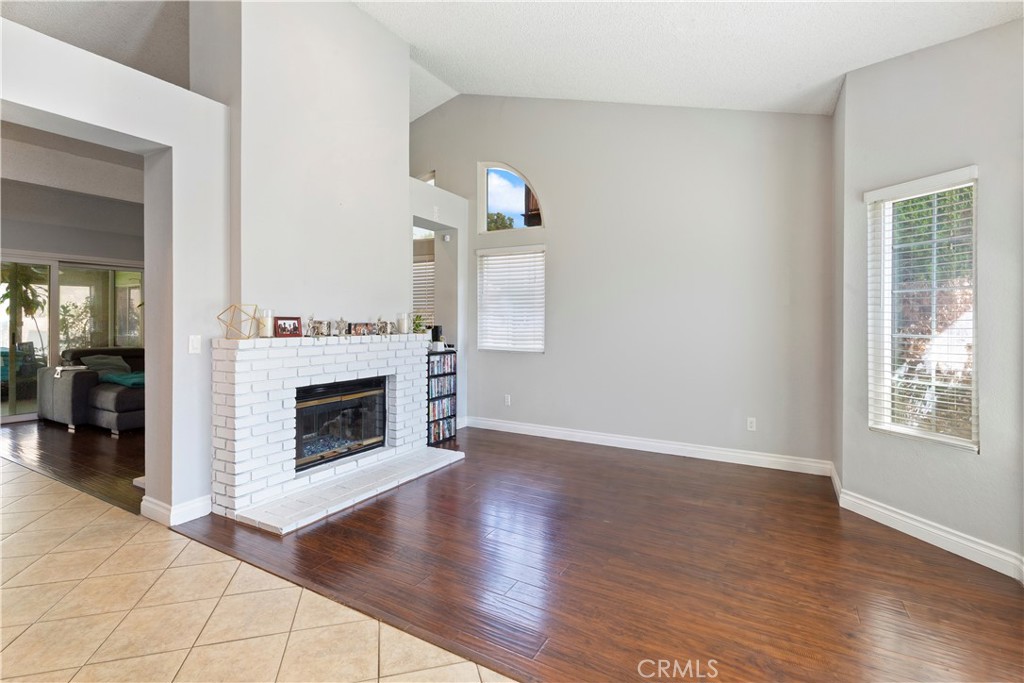 4828 Mount Abbott