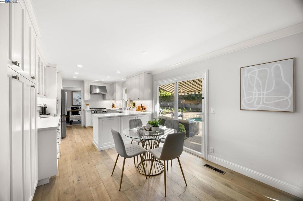 BROOKSIDE - Residential