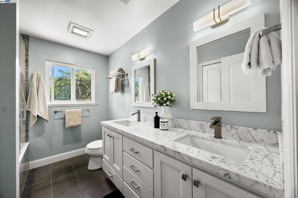 BROOKSIDE - Residential
