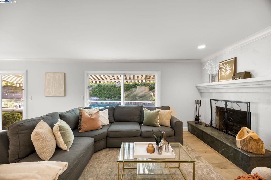 BROOKSIDE - Residential