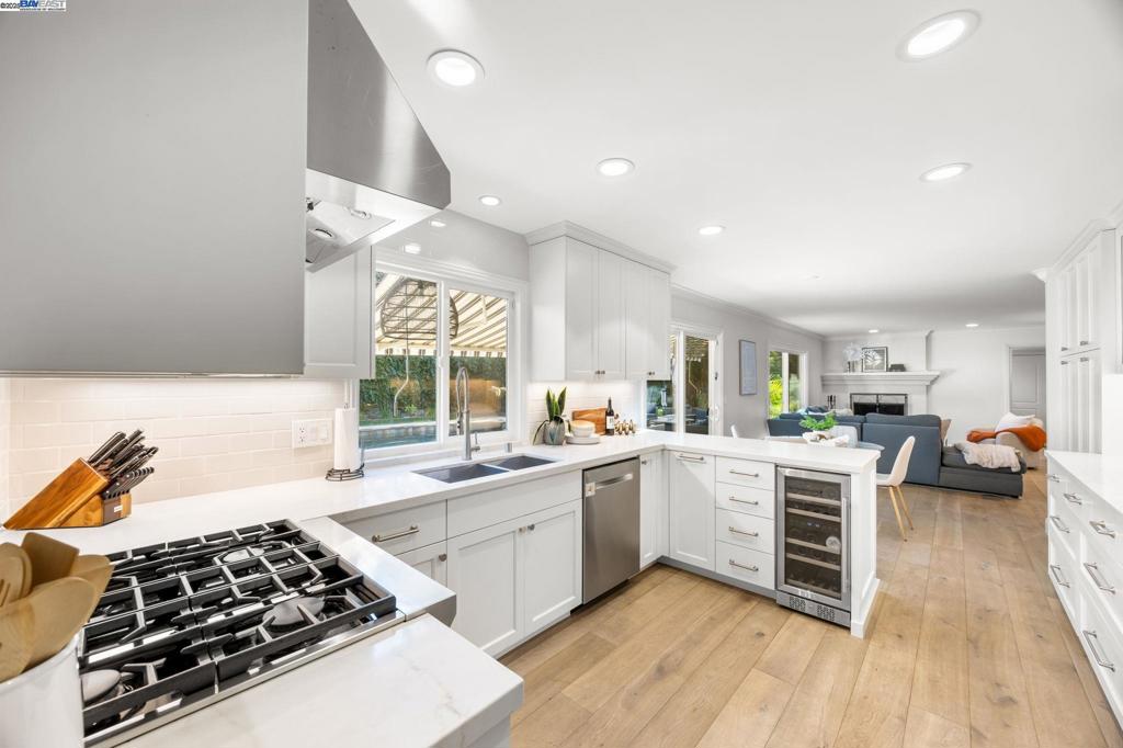 BROOKSIDE - Residential