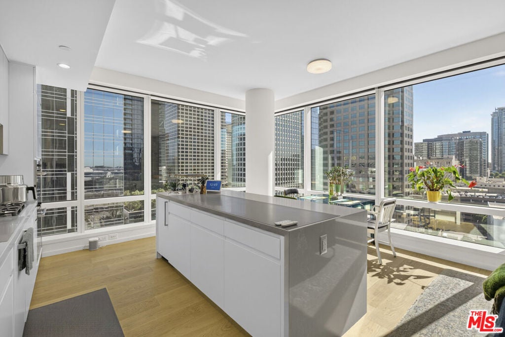 877 Francisco Street 1506
