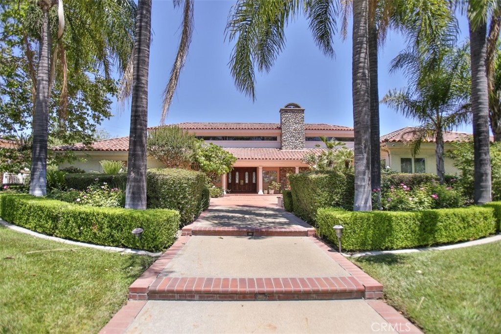 3624 Hollins Avenue