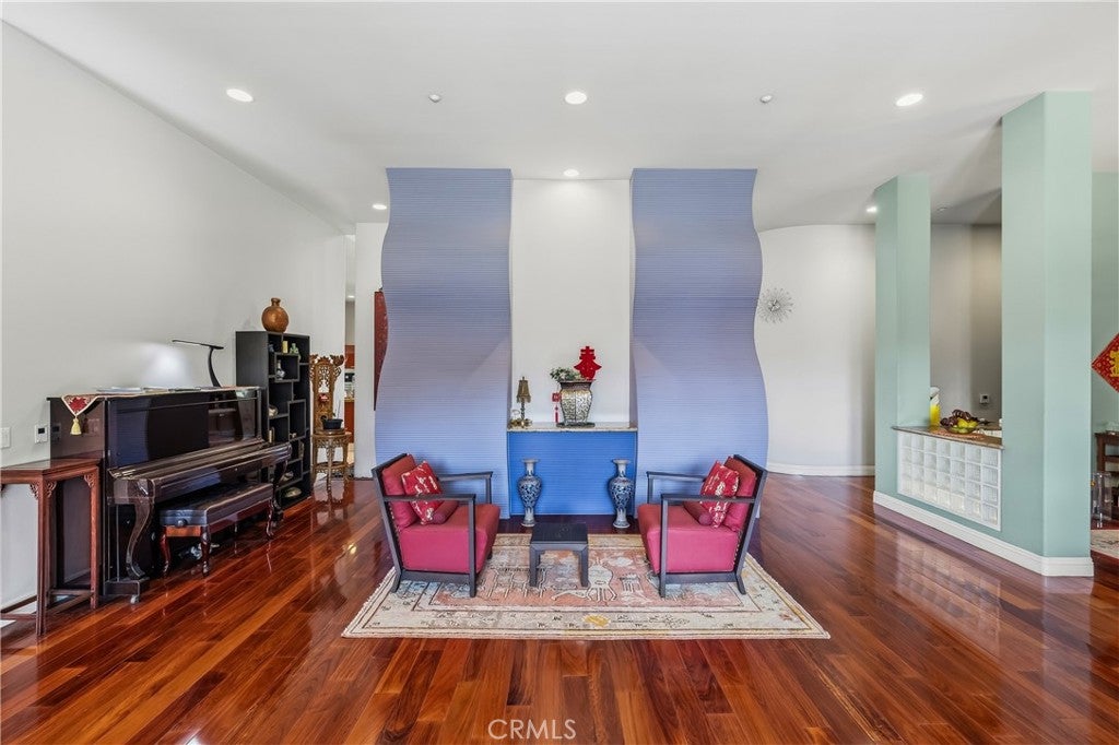 Arcadia, California, 91006, United States, 5 Bedrooms Bedrooms, ,6 BathroomsBathrooms,Residential,Active,2041698