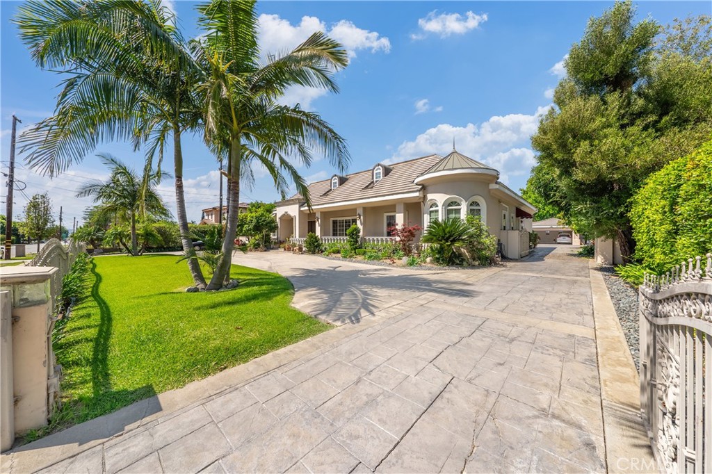 Arcadia, California, 91006, United States, 5 Bedrooms Bedrooms, ,6 BathroomsBathrooms,Residential,Active,2041698