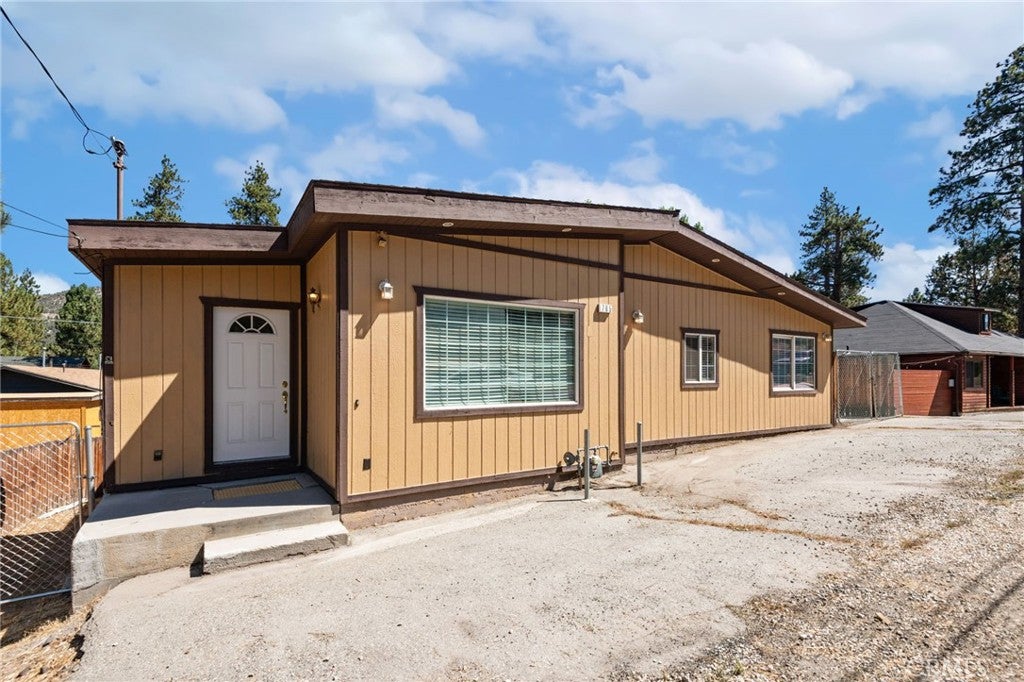 765 W Big Bear Boulevard