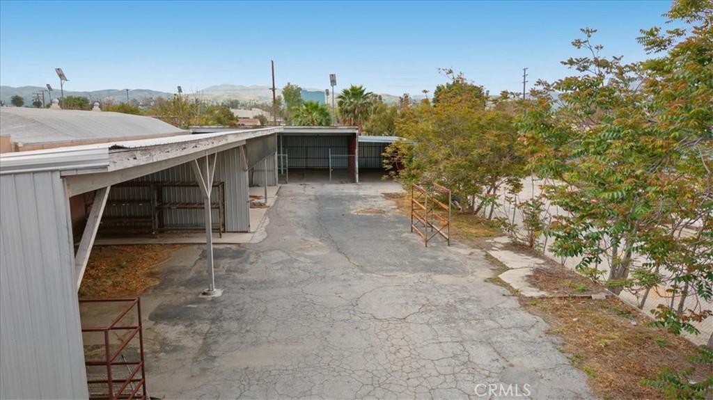 24821 Redlands Blvd