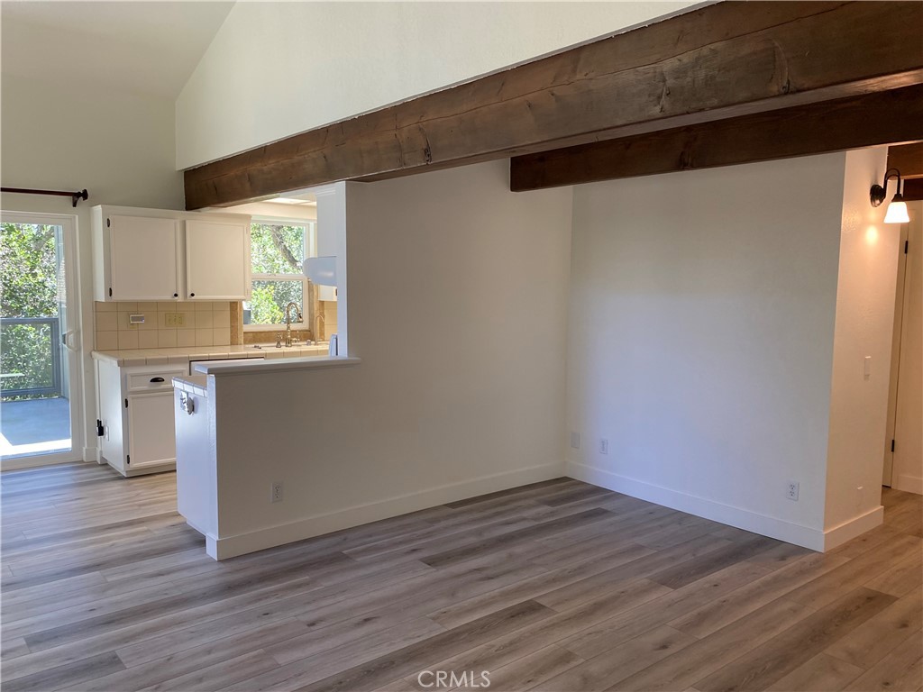Cambri Pines Manor 02 - Residential
