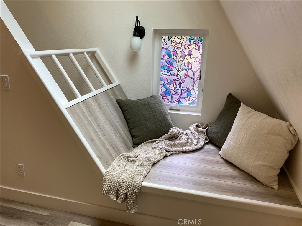 Cambri Pines Manor 02 - Residential