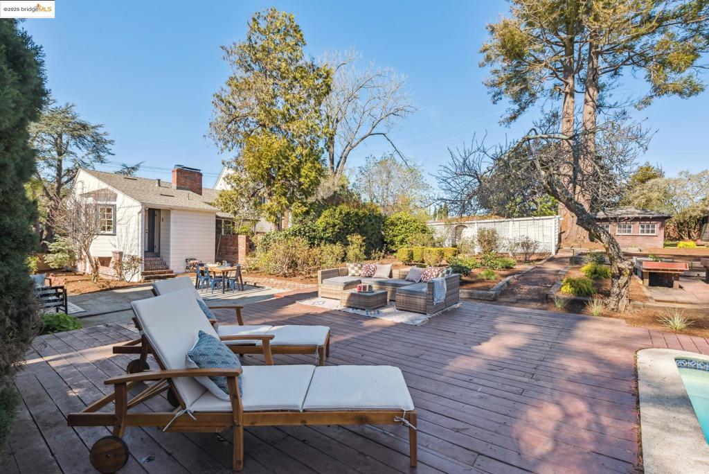 EL CERRITO - Residential