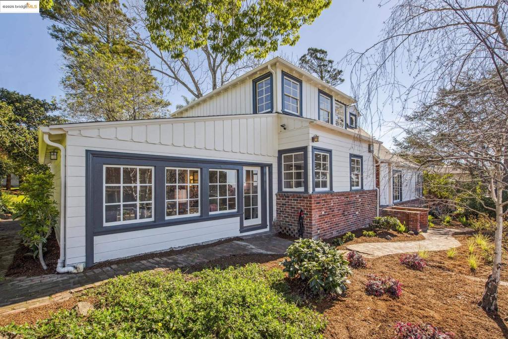 EL CERRITO - Residential