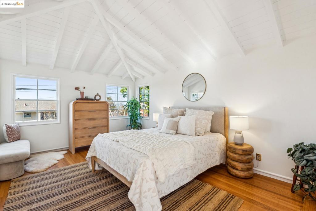 EL CERRITO - Residential