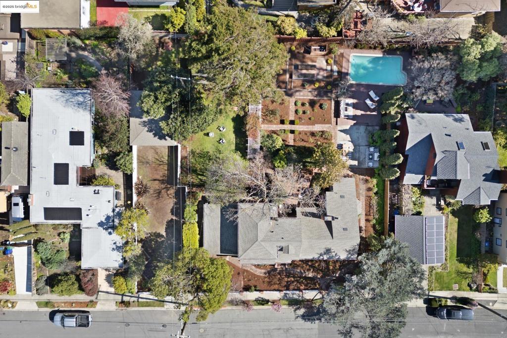 EL CERRITO - Residential