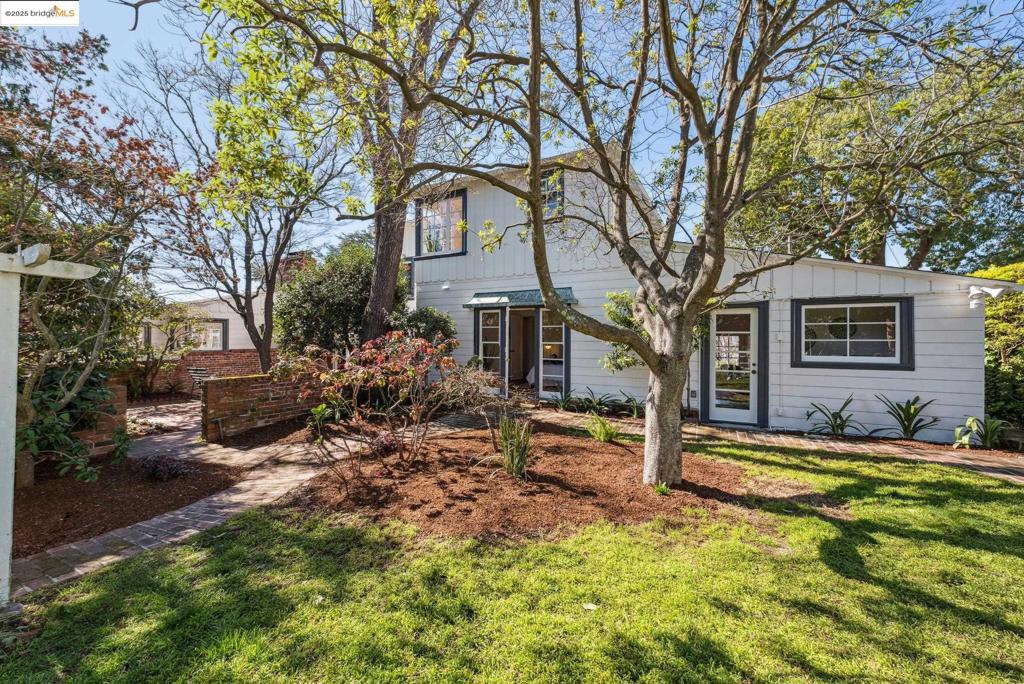 EL CERRITO - Residential