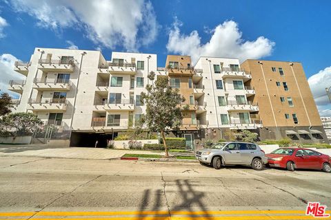 Photo of 1101 S Harvard Boulevard #306, Los Angeles, CA 90006 (MLS # 26654181)