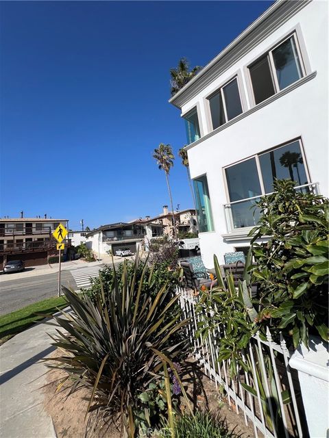 Tiny photo for 100 PASEO DE LA PLAYA, Redondo Beach, CA 90277 (MLS # SB25247194)
