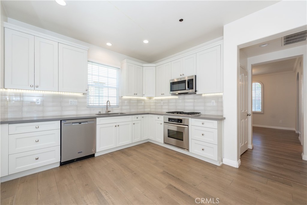 23 Bower Tree