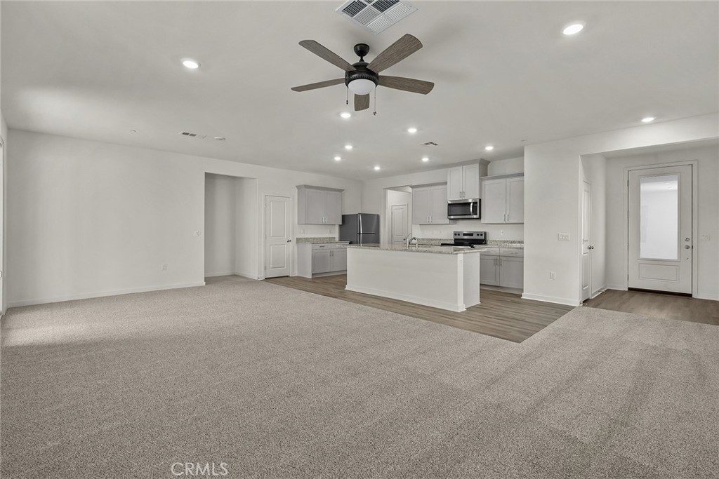 817 Longhorn Drive
