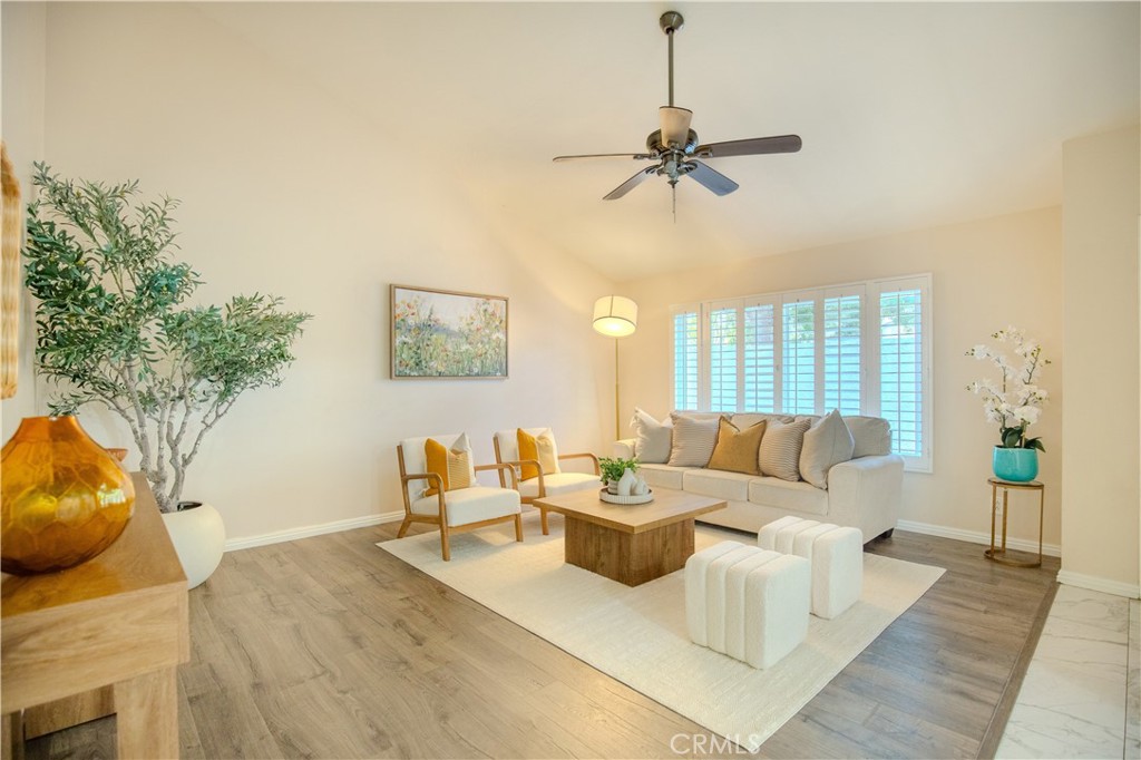 2528 N Tustin D