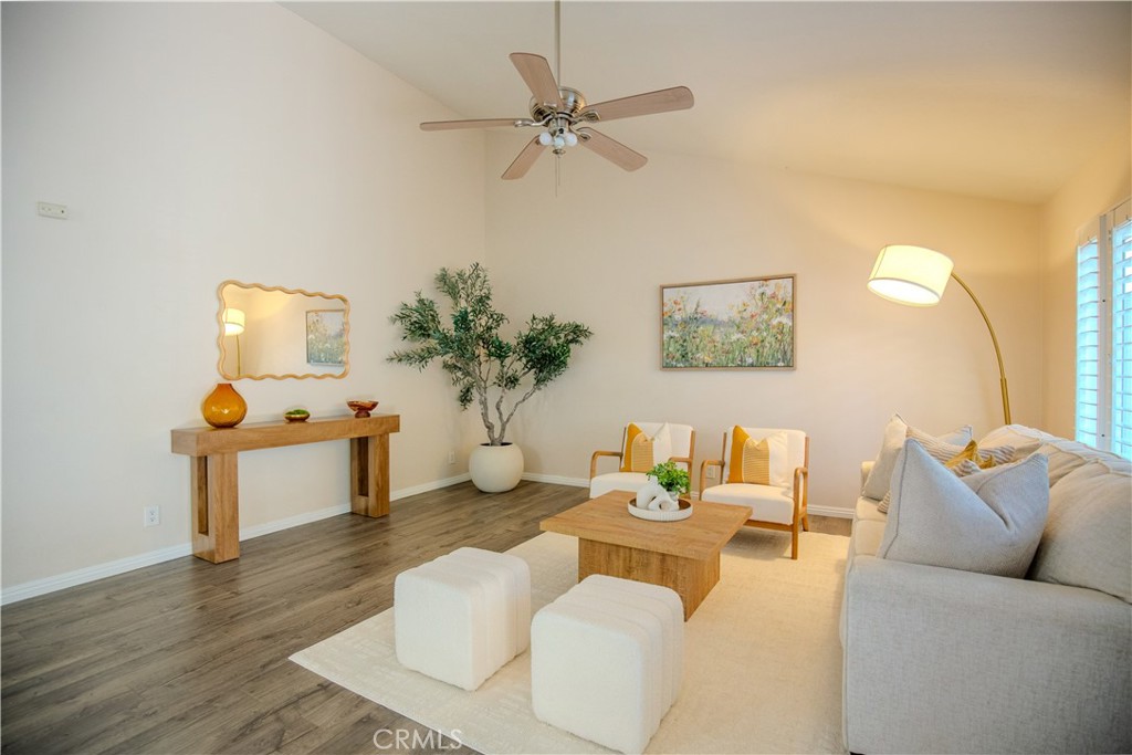 2528 N Tustin D