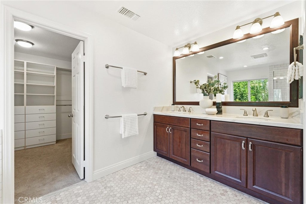 81 Linhaven, Irvine CA 92602 - Photo 18