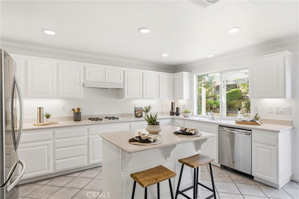 81 Linhaven, Irvine CA 92602 - Photo 10