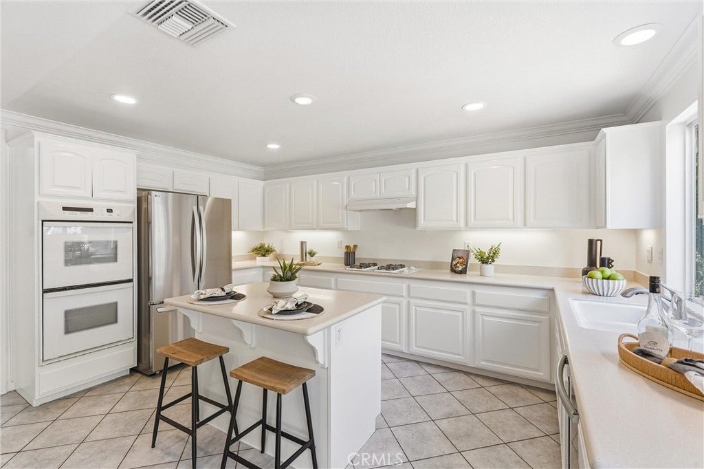 81 Linhaven, Irvine CA 92602 - Photo 14