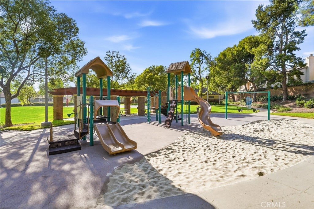 81 Linhaven, Irvine CA 92602 - Photo 39