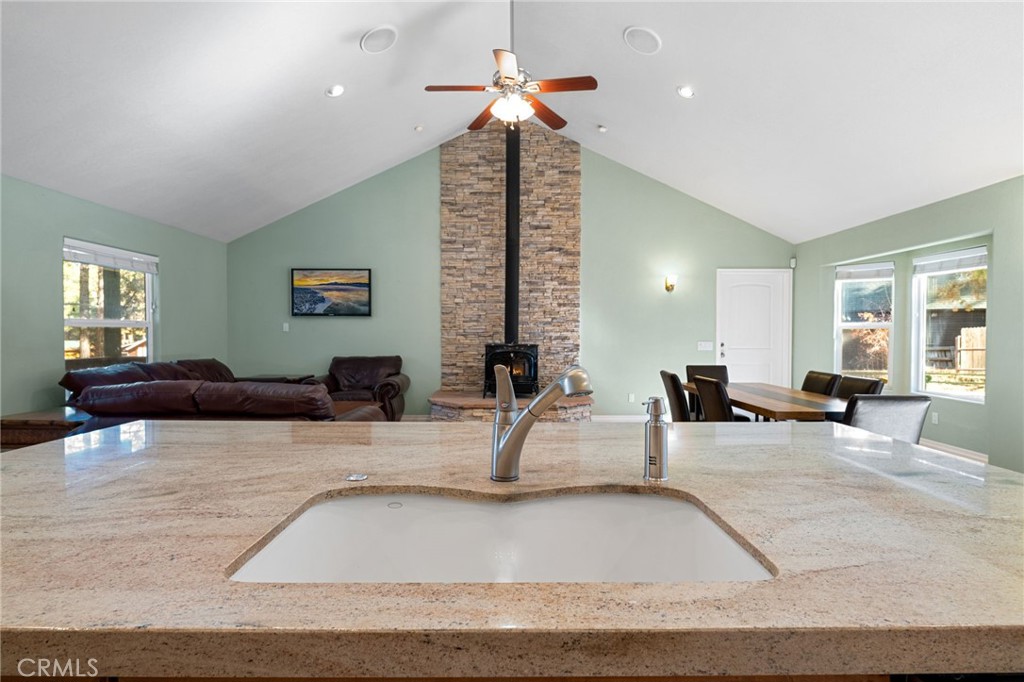 301 S Shakespeare Lane