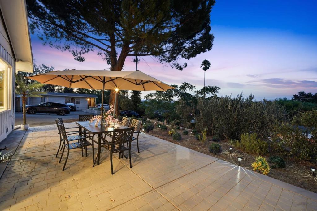 4334 Cowell Road