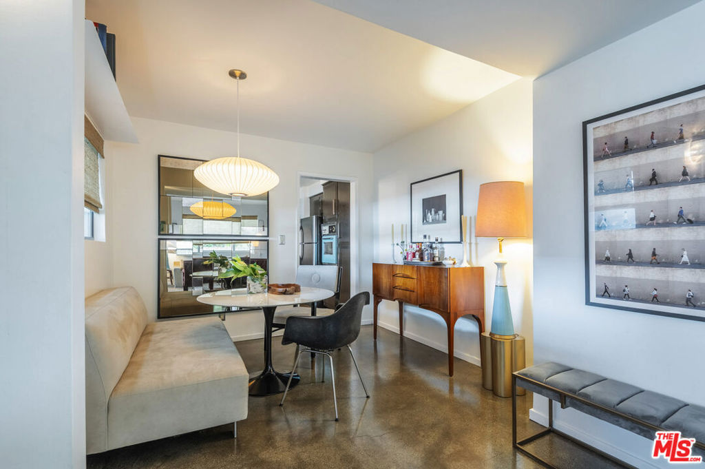 4343 Finley Avenue 2