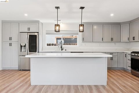 Photo of 1300 Evergreen Dr. Dr, Concord, CA 94520 (MLS # 41132041)