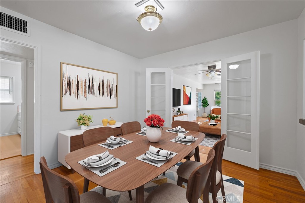 3413 La Cresta Drive