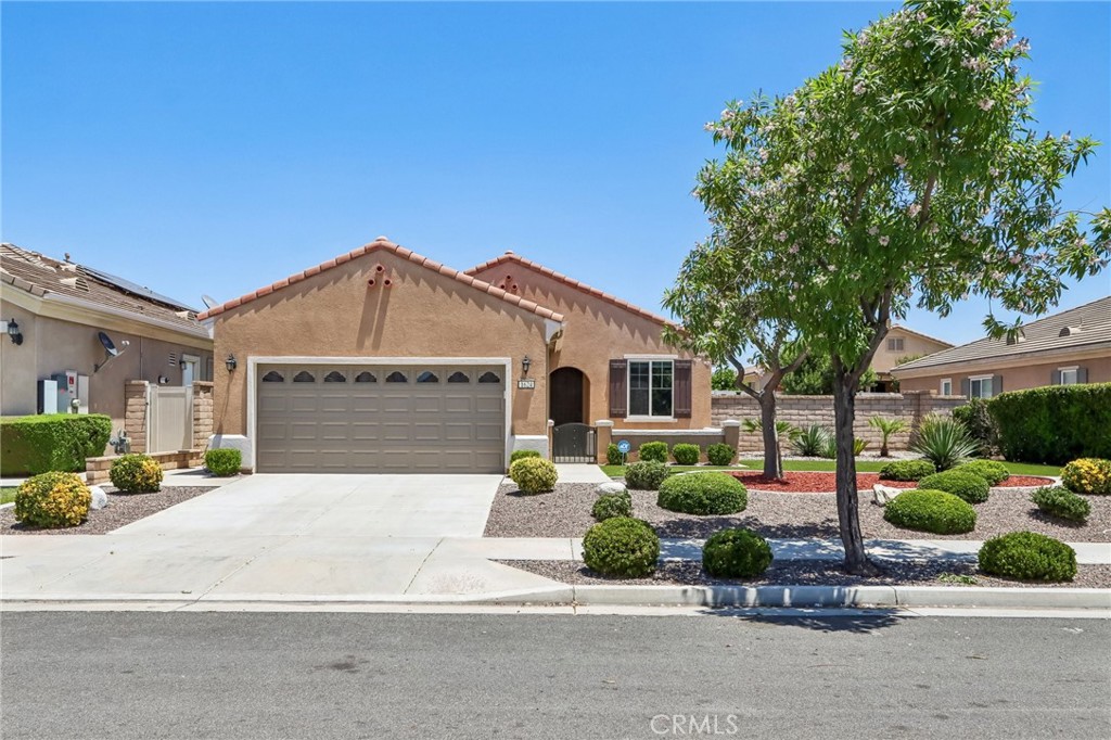 Photo 1 of 70 — 1624 Camino Cresta, Hemet, CA 92545