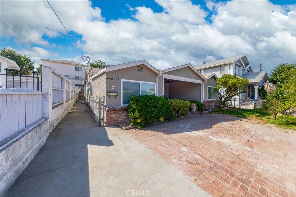 Photo of 607 Sefton Ave, Monterey Park, CA 91755 (MLS # TR26057035)