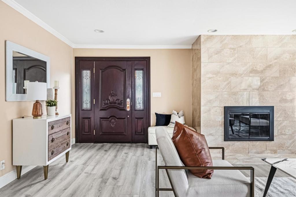 3202 E Laurel Creek Road