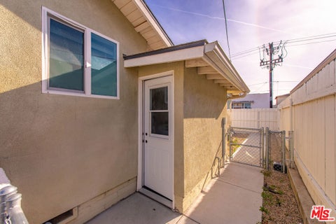 Tiny photo for 117 S Hayes Avenue, Oxnard, CA 93030 (MLS # 26830101)