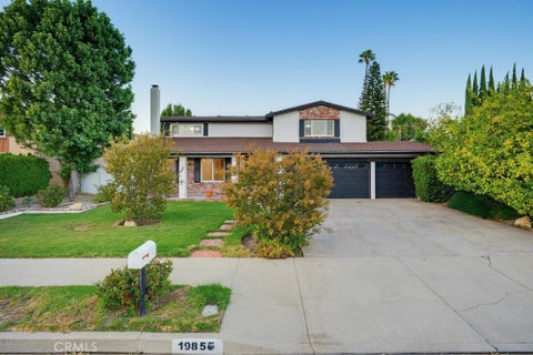 Photo of 19859 Vintage ST, Chatsworth, CA 91311 (MLS # OC26219142)