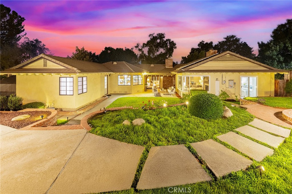 1260 Oakhaven Lane