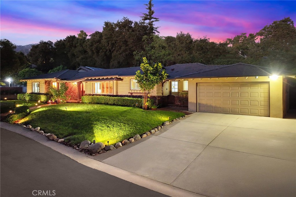 1260 Oakhaven Lane