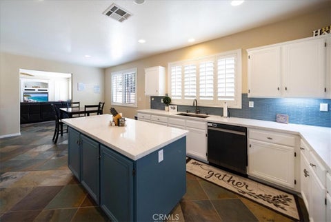 Tiny photo for 42151 Kimberly WAY, Murrieta, CA 92562 (MLS # SW26198779)