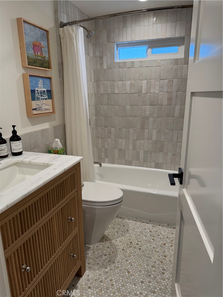 Corona del Mar North of PCH (CNHW) - Residential Lease