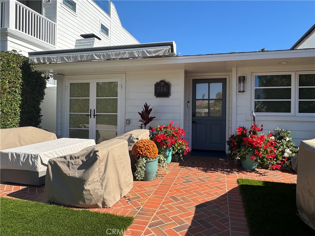 Corona del Mar North of PCH (CNHW) - Residential Lease